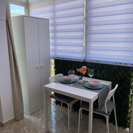 Estudio Delia - Centro De * توريمولينوس